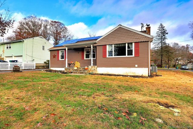 15 Walter Road, Seymour, CT 06483