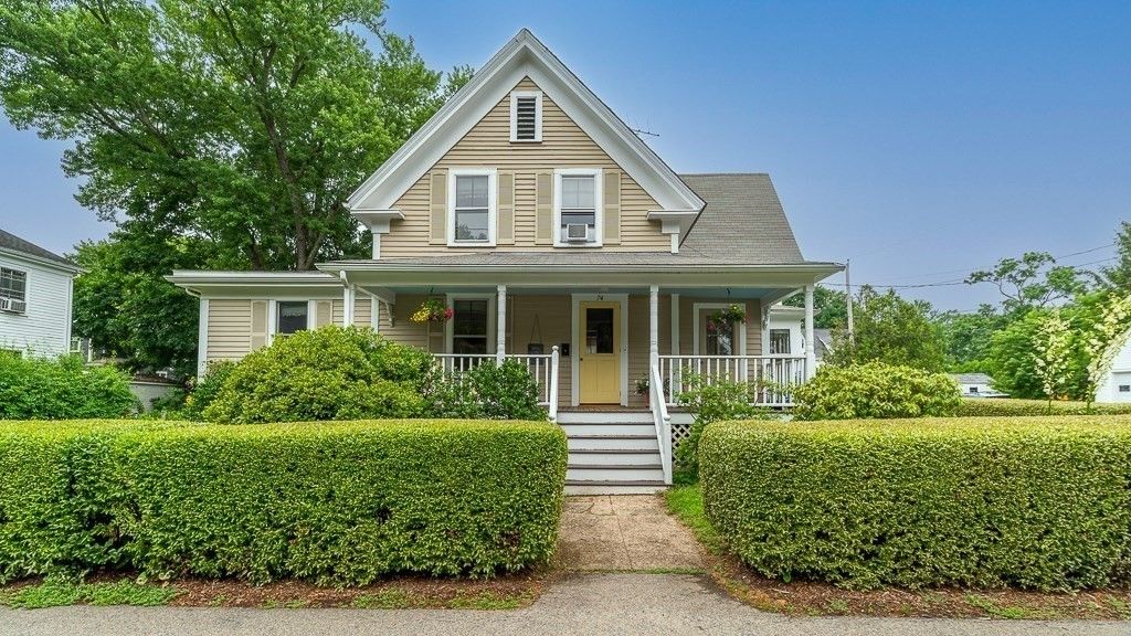 74 Union Street, Hamilton, MA 01982