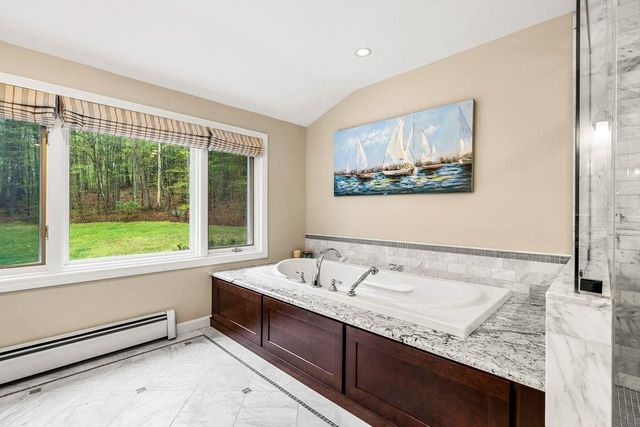 46 Veronica Drive, Bedford, NH 03110