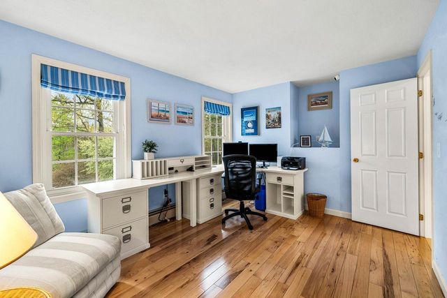 46 Veronica Drive, Bedford, NH 03110