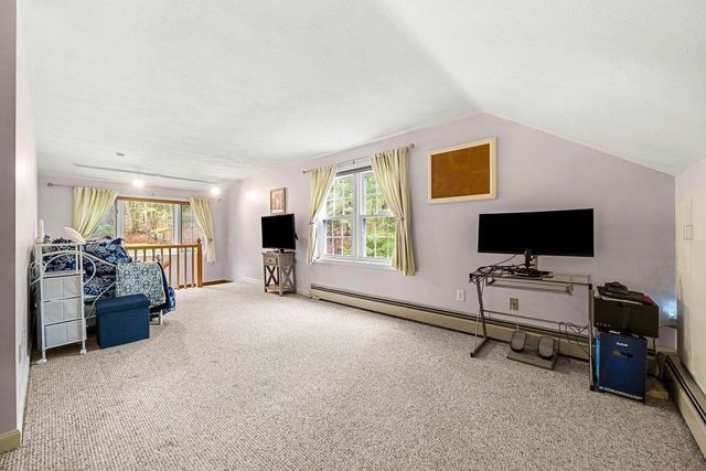 46 Veronica Drive, Bedford, NH 03110