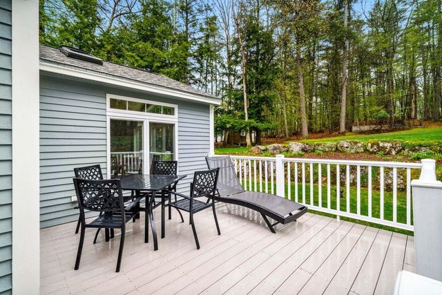 46 Veronica Drive, Bedford, NH 03110