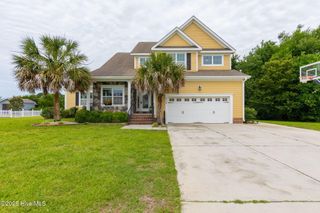 218 Morada Bay Drive, Newport, NC 28570