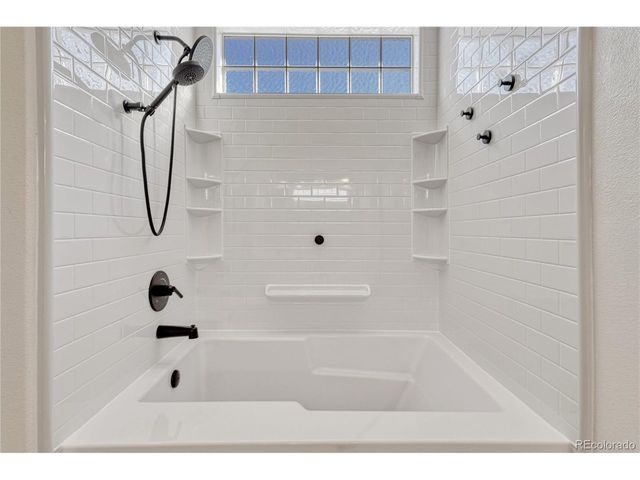 7326 S Nucla St, Aurora, CO 80016