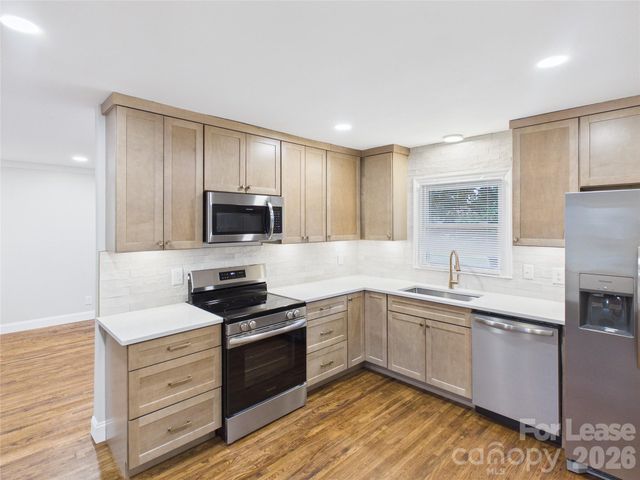 4012 Belshire Lane, Charlotte, NC 28205