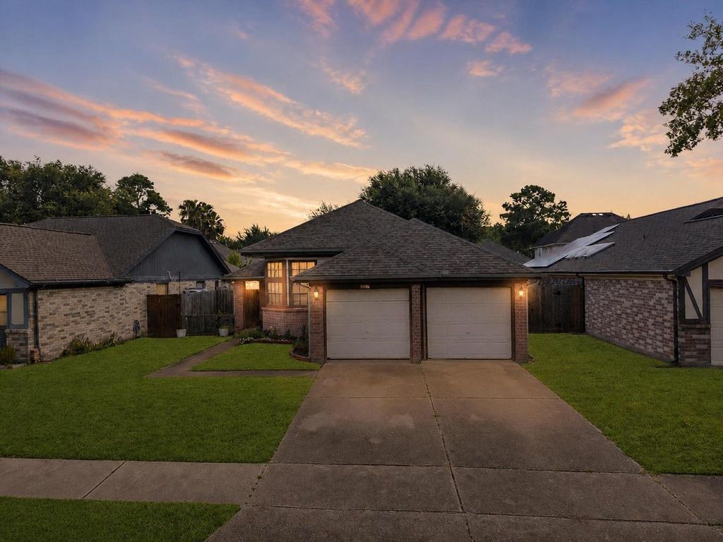 5126 E Fallen Bough Drive, Houston, TX 77041