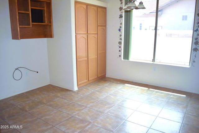 2714 KNOLLRIDGE Drive, Sierra Vista, AZ 85650