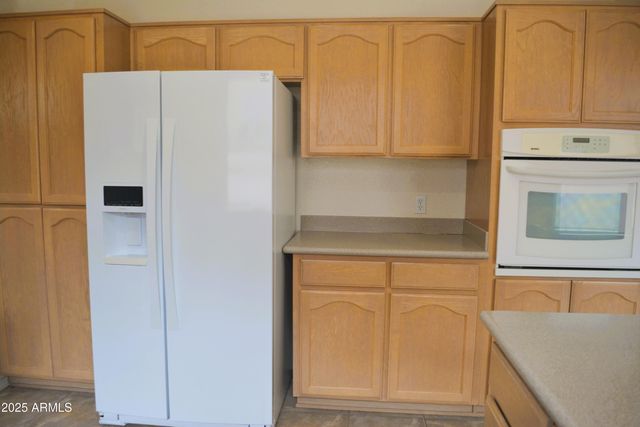 2714 KNOLLRIDGE Drive, Sierra Vista, AZ 85650