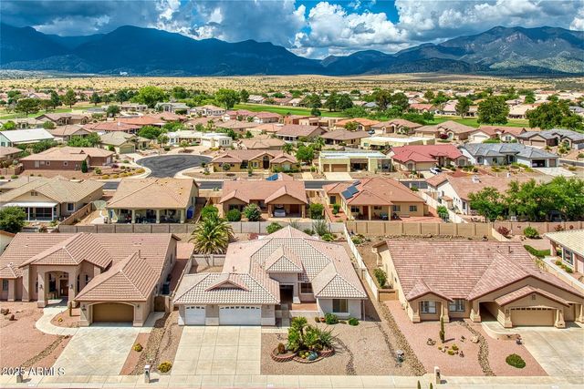 2714 KNOLLRIDGE Drive, Sierra Vista, AZ 85650