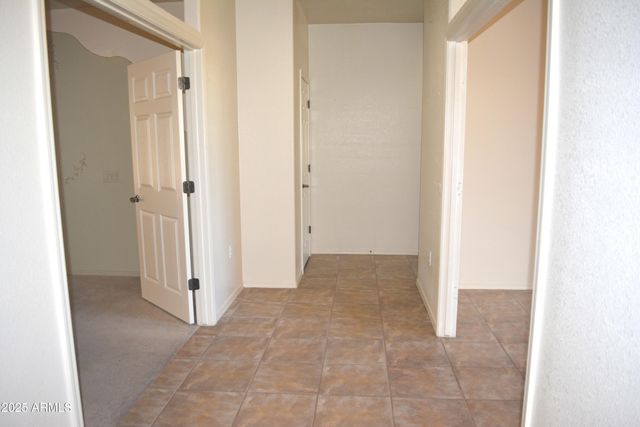 2714 KNOLLRIDGE Drive, Sierra Vista, AZ 85650