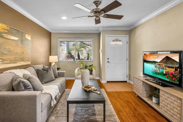 1429 N Broadway A, Escondido, CA 92026