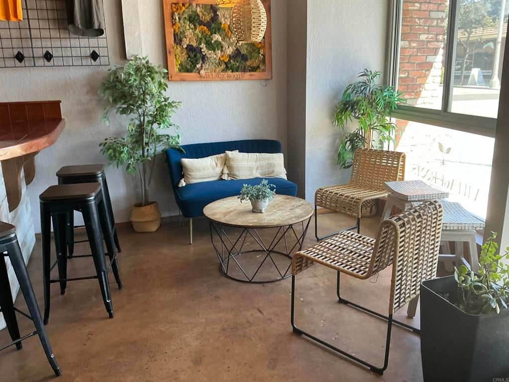 136 N Main Avenue N, Fallbrook, CA 92028 — photo 2