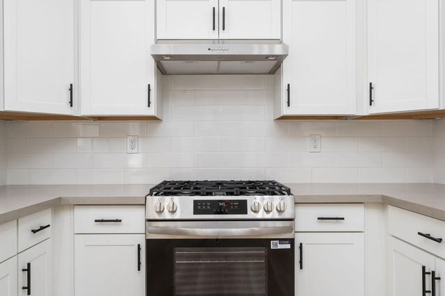 735 N Hughes Avenue, Fresno, CA 93728