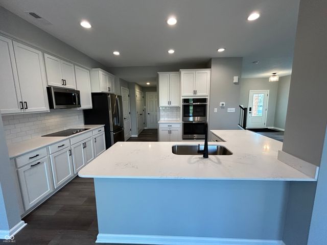 17541 Gruner Way, Westfield, IN 46062