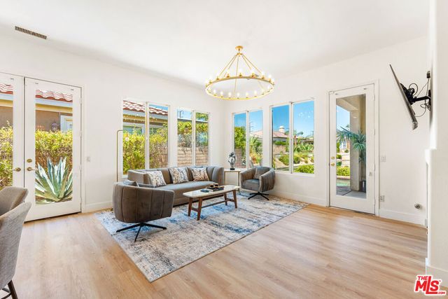 65 Shoreline Drive, Rancho Mirage, CA 92270