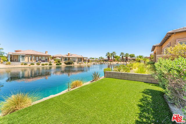 65 Shoreline Drive, Rancho Mirage, CA 92270