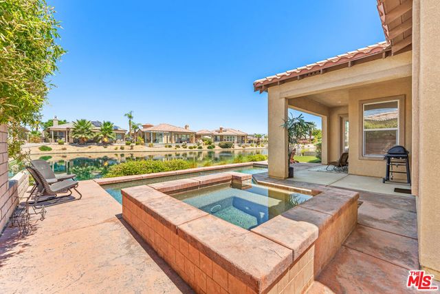 65 Shoreline Drive, Rancho Mirage, CA 92270