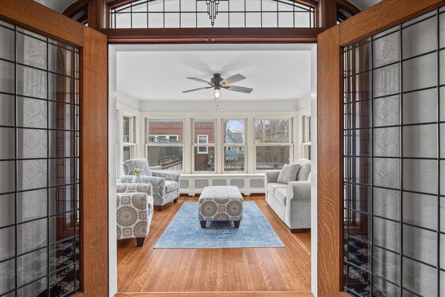 2237 N Lake DRIVE, Milwaukee, WI 53202