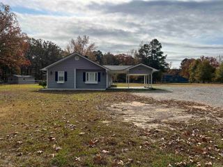 8424 Sulphur Springs Road, Pine Bluff, AR 71603