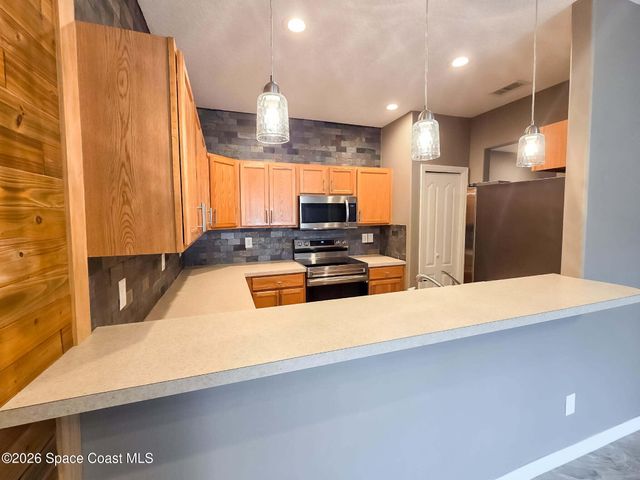 1015 Venetian Drive 104, Melbourne, FL 32904
