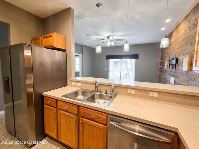 1015 Venetian Drive 104, Melbourne, FL 32904