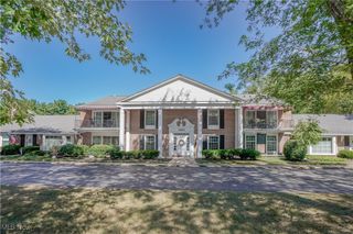 1653 Greenway Road SE 202, North Canton, OH 44709