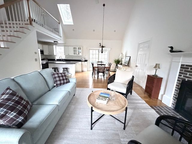 42 Marthas Ln, Harwich, MA 02645