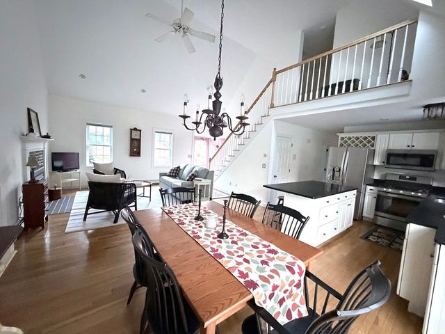42 Marthas Ln, Harwich, MA 02645