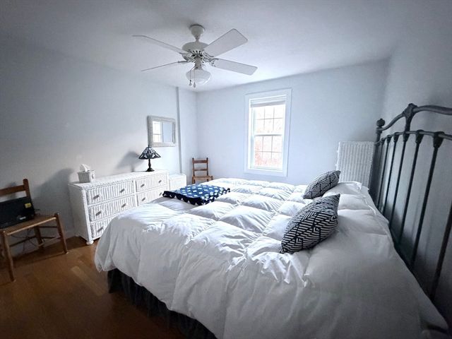 42 Marthas Ln, Harwich, MA 02645