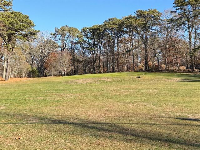 42 Marthas Ln, Harwich, MA 02645