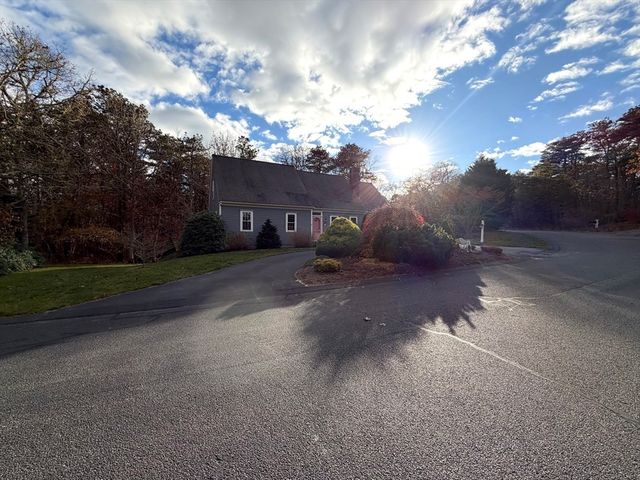 42 Marthas Ln, Harwich, MA 02645