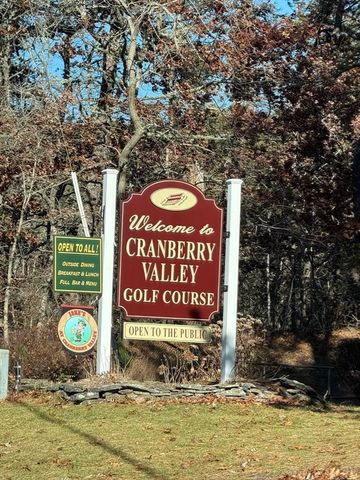 42 Marthas Ln, Harwich, MA 02645