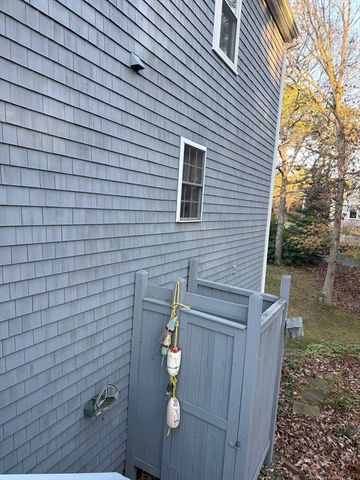42 Marthas Ln, Harwich, MA 02645