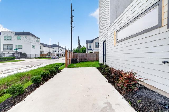 1938 Laverne Street, Houston, TX 77080
