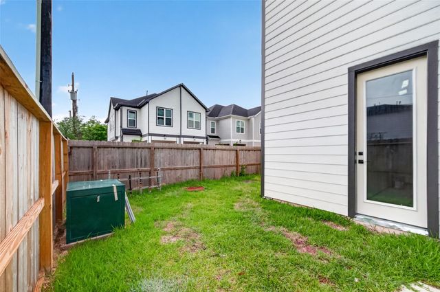 1938 Laverne Street, Houston, TX 77080