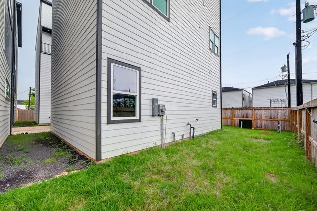1938 Laverne Street, Houston, TX 77080