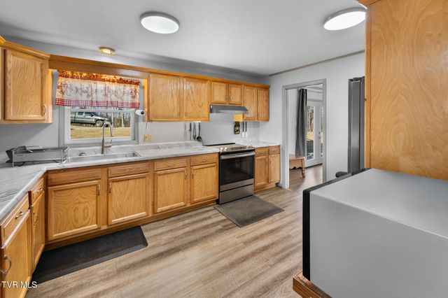 1965 Carterton Road, Lebanon, VA 24266