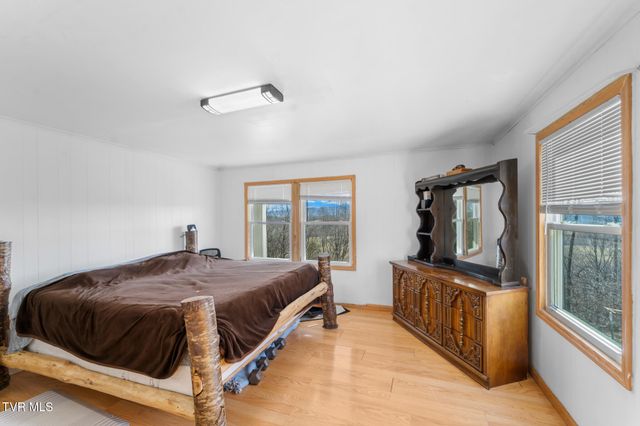 1965 Carterton Road, Lebanon, VA 24266