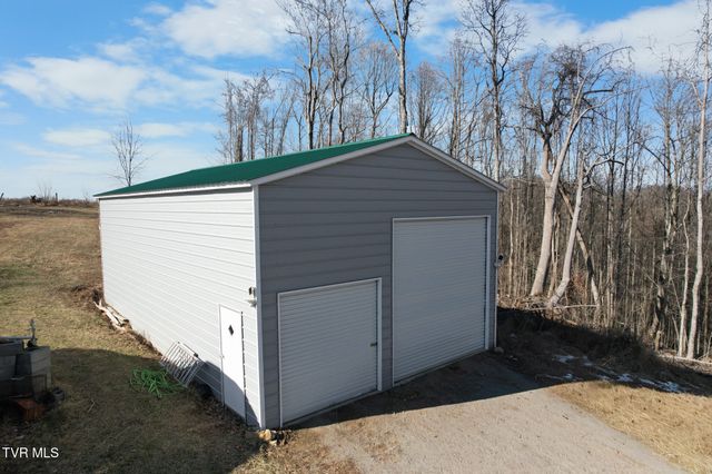 1965 Carterton Road, Lebanon, VA 24266