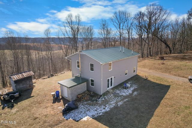 1965 Carterton Road, Lebanon, VA 24266