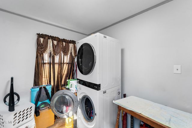 1965 Carterton Road, Lebanon, VA 24266