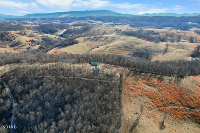 1965 Carterton Road, Lebanon, VA 24266