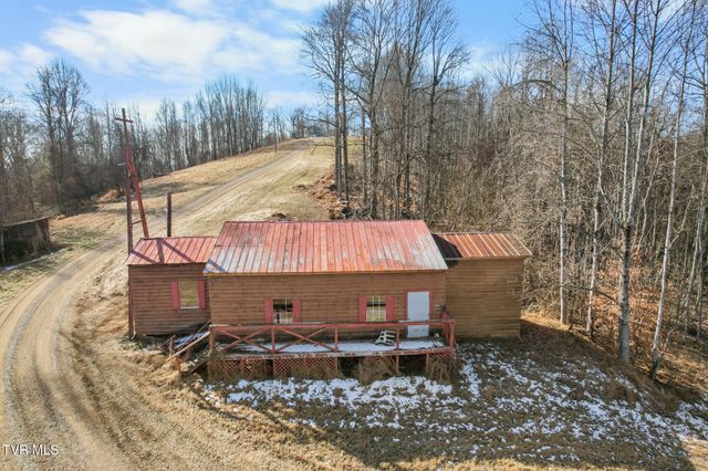 1965 Carterton Road, Lebanon, VA 24266