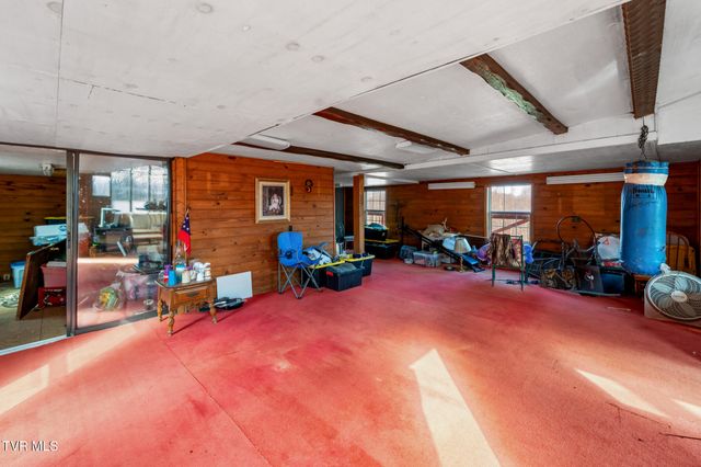 1965 Carterton Road, Lebanon, VA 24266