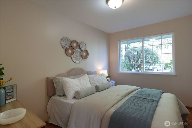 541 3rd Avenue S, Edmonds, WA 98020