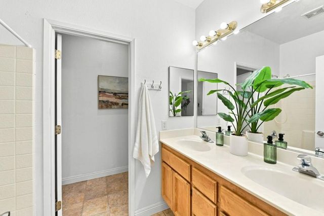 9113 Haussman Street, Elk Grove, CA 95758