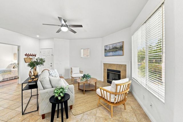 9113 Haussman Street, Elk Grove, CA 95758
