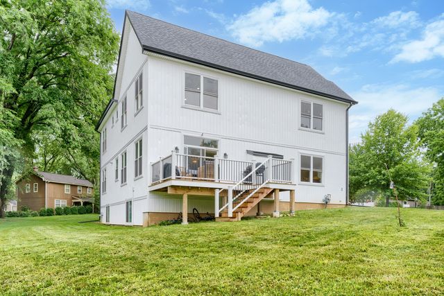 543 Madison Court, East Dundee, IL 60118