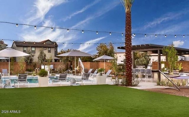 1319 W BLUEJAY Drive, Chandler, AZ 85286