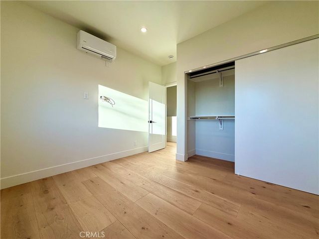 22404 Vanowen St, West Hills, CA 91307